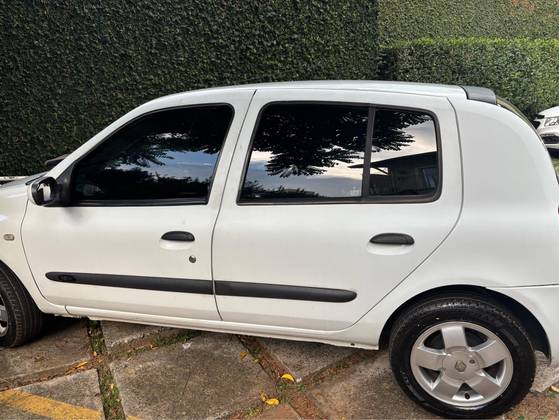 RENAULT CLIO 1.6 PRIVILÉGE 16V GASOLINA 4P MANUAL